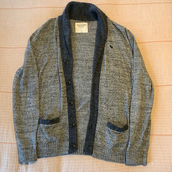 Abercrombie Cardigan - Picture 1 of 2